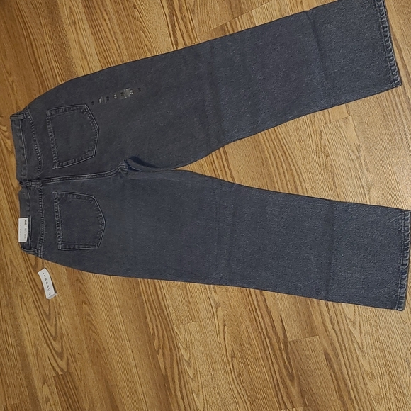New PACSUN two tone ,high rise straight jeans sizes 26,27and 28 with 26 inseam - Picture 6 of 8